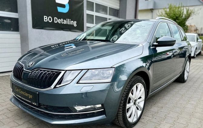 Skoda Octavia cena 69900 przebieg: 164800, rok produkcji 2019 z Tuchów małe 352